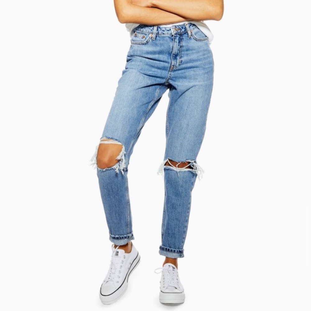 Topshop Distressed Light Blue Denim Jaime Mom Jeans W/ Knee Rips